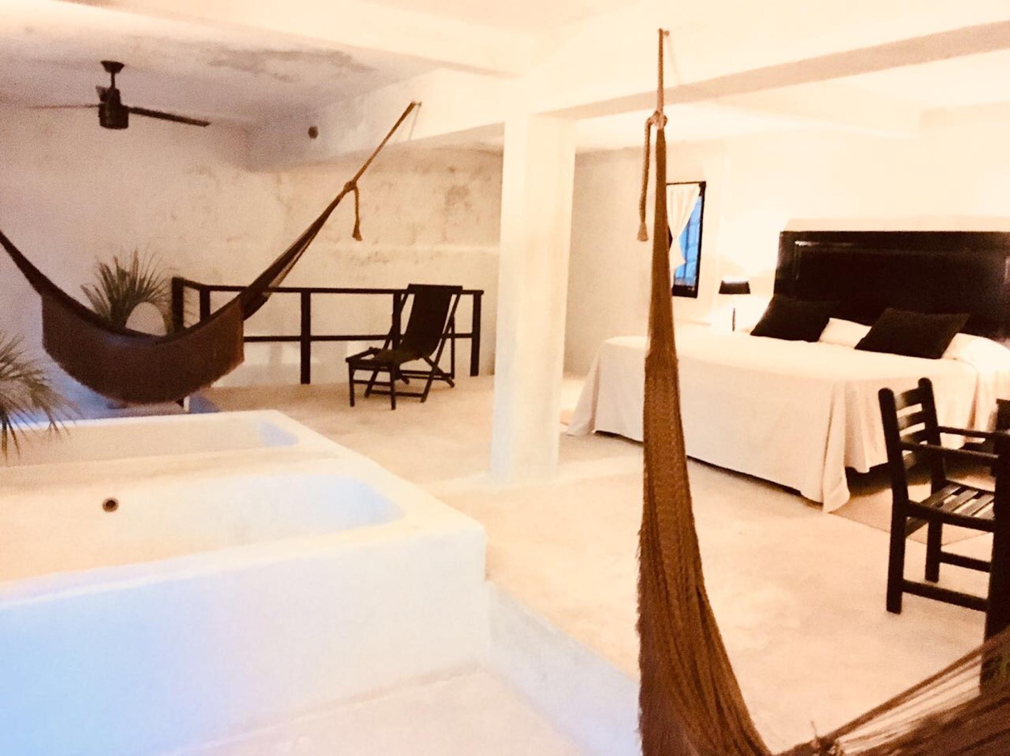 Coqui Coqui Papholchac & Hotel Coba
