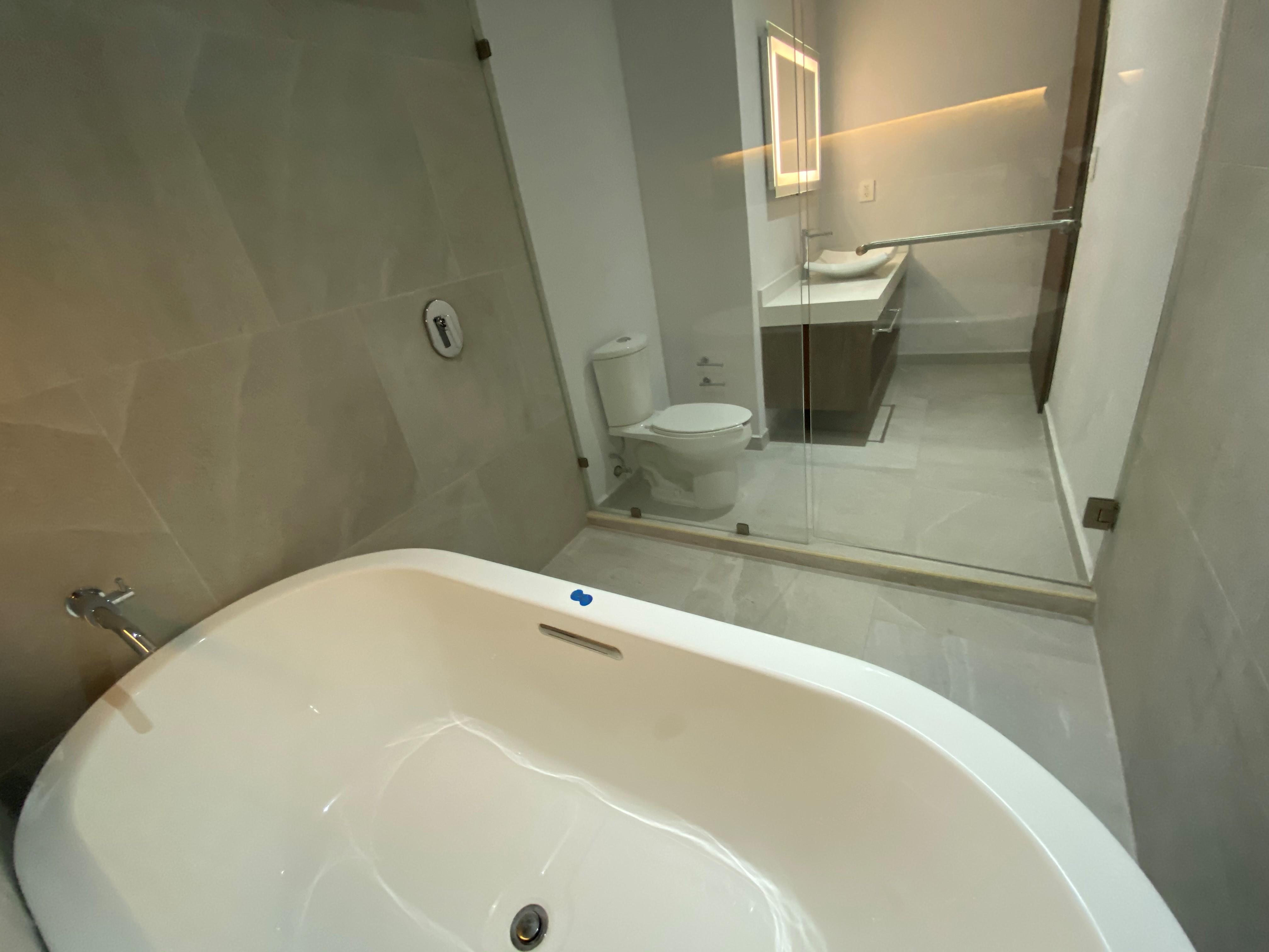 Wyndham Angelopolis 2*