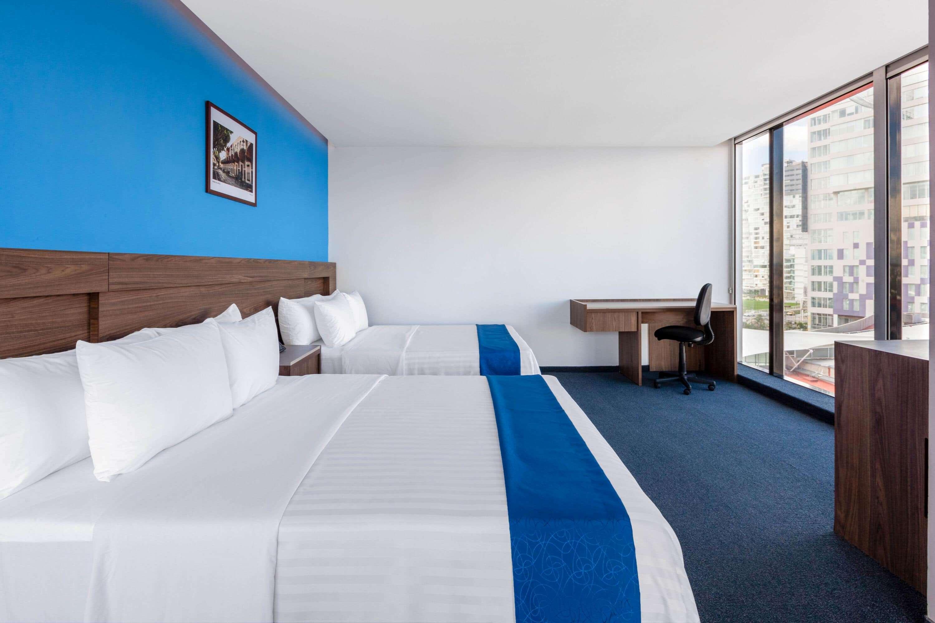 Wyndham Angelopolis Hotel