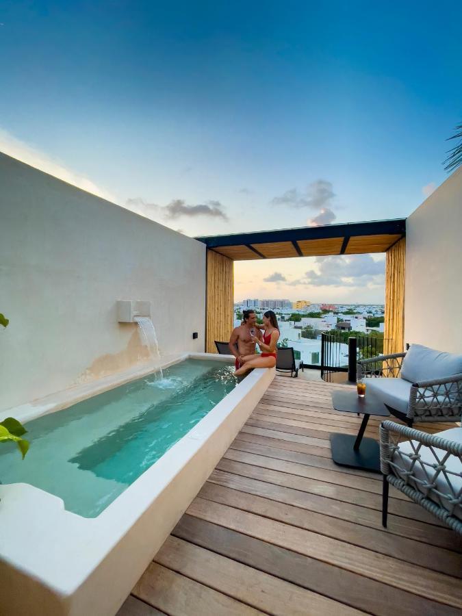 Hive By G Hotel Cancun