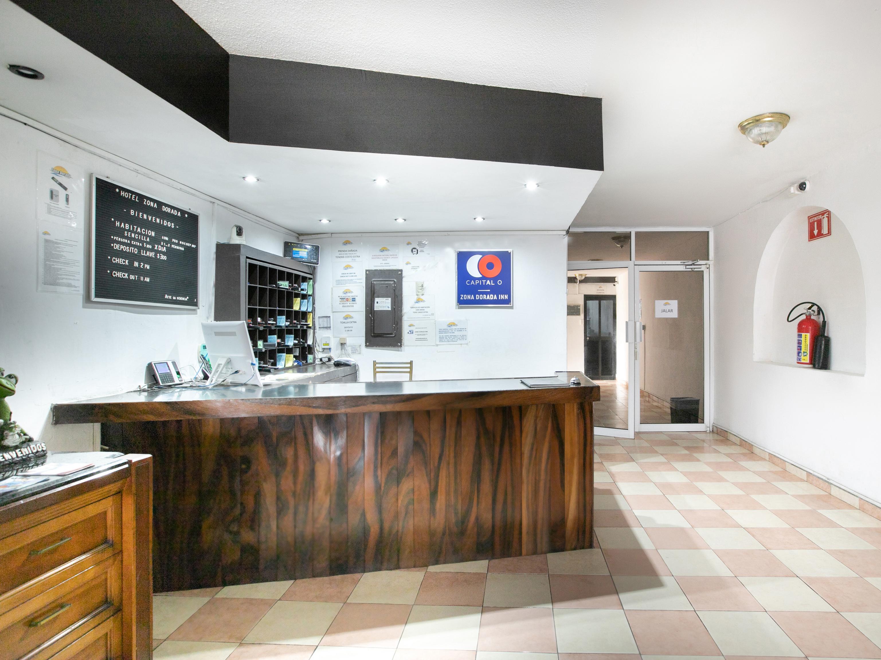 Hotel Capital O Zona Dorada Inn, 4*