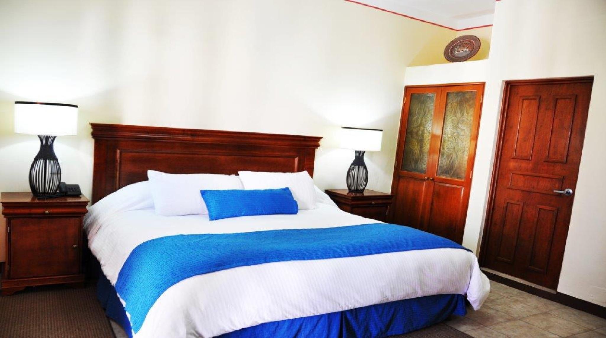 Hotel Gran Casa Galeria & 5*