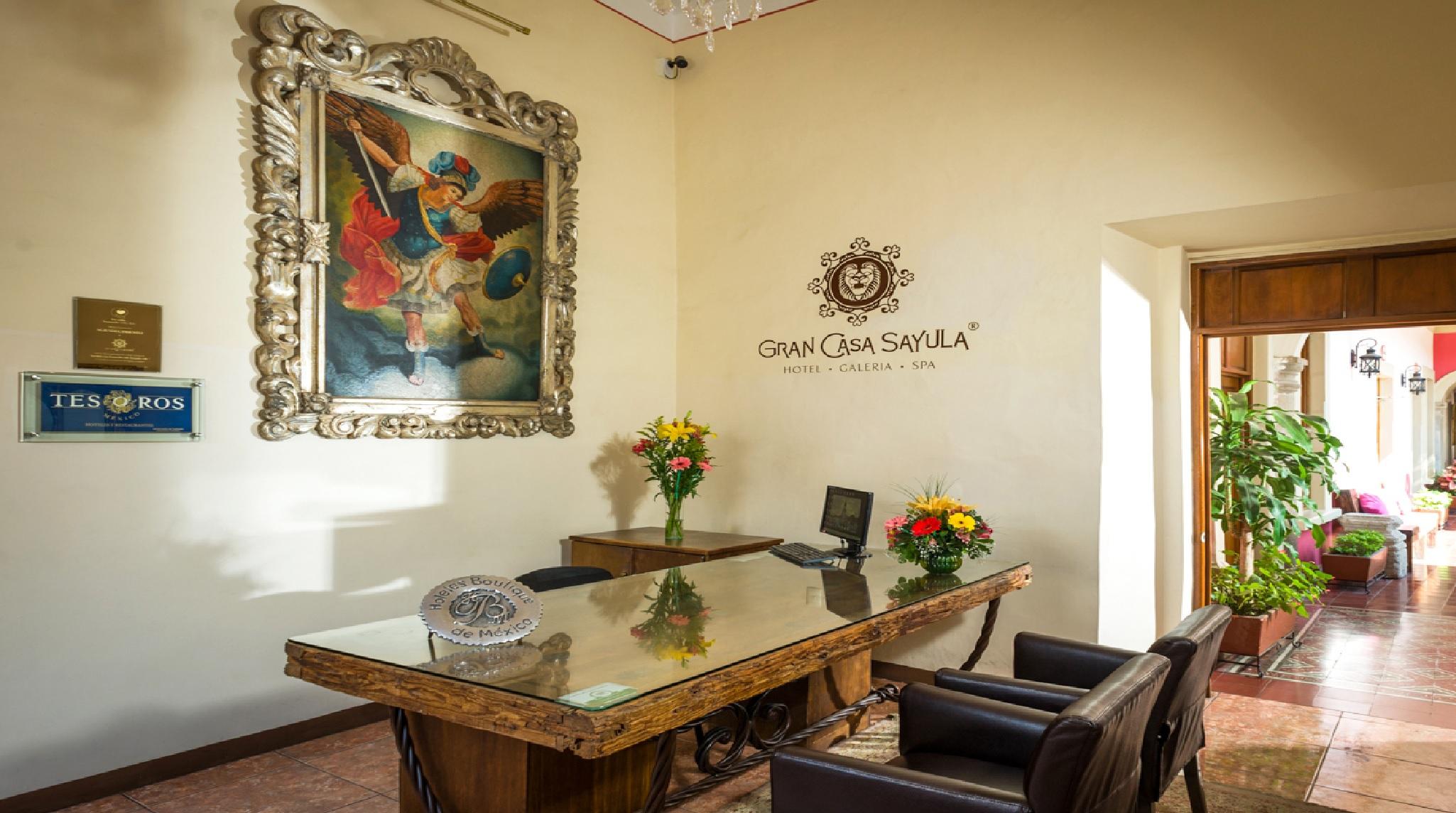 Hotel Gran Casa Galeria & 5*