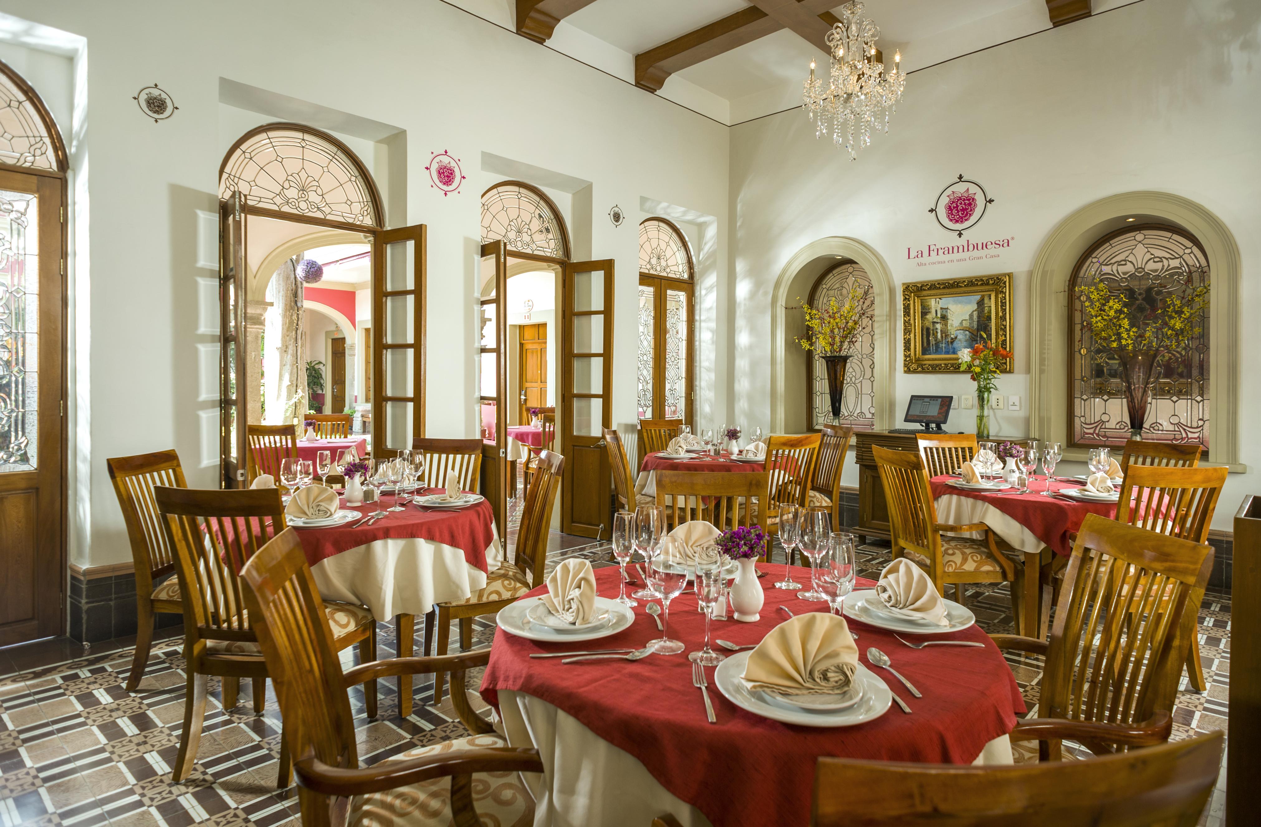 Gran Casa Galeria & 5*