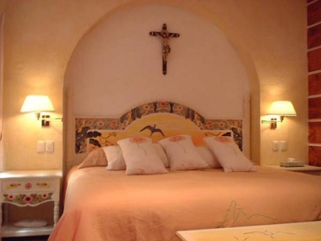 Hotel La Casa De Las Rosas Morelia