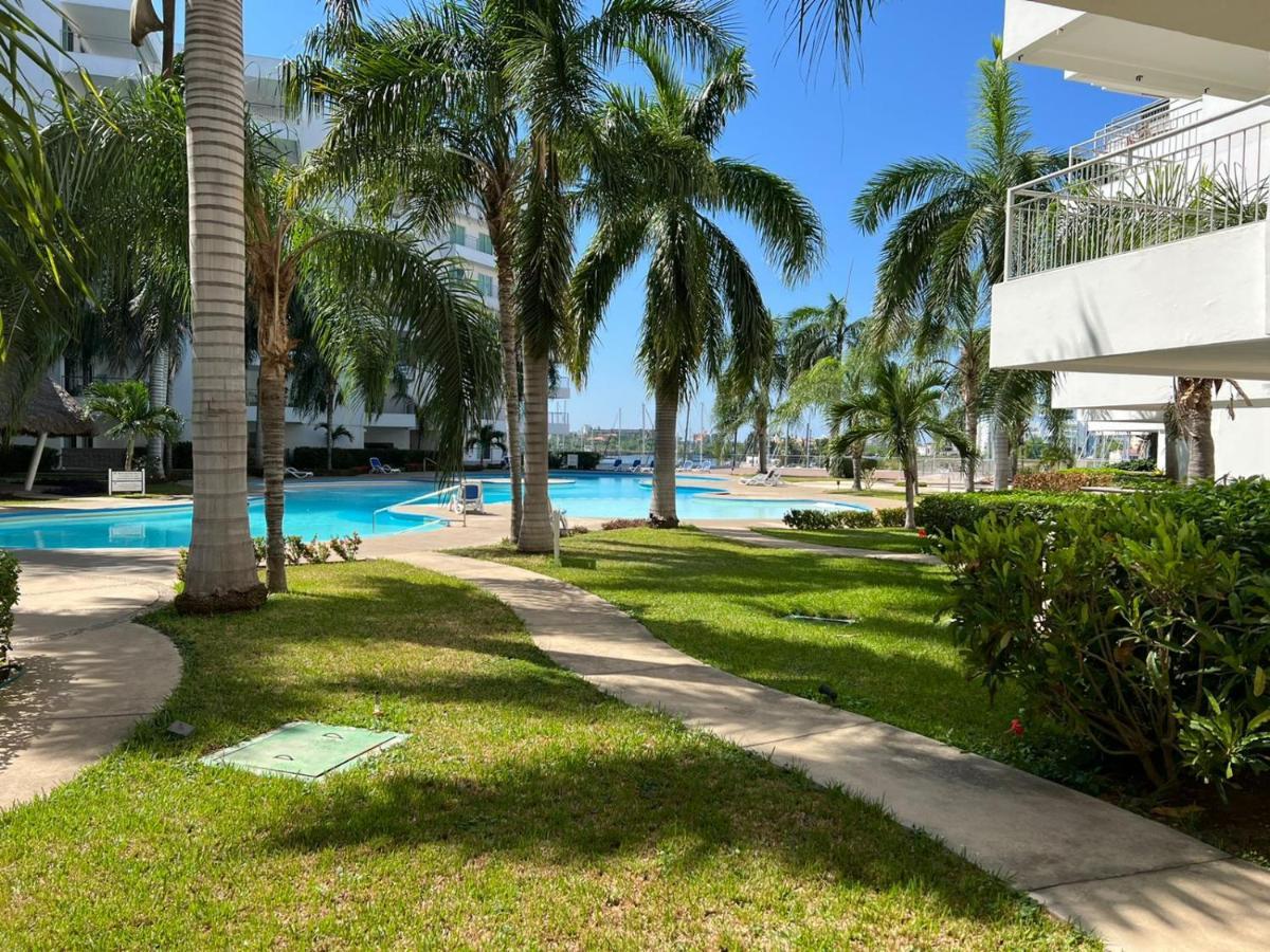 Costa Veleros Marina 5003 Apartment