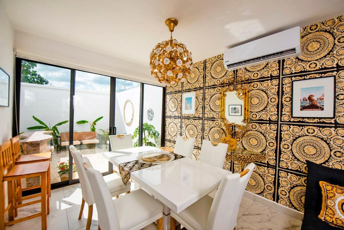 Holiday home Charming & Comfortable House, 15 Min To Downtown Playa del Carmen
