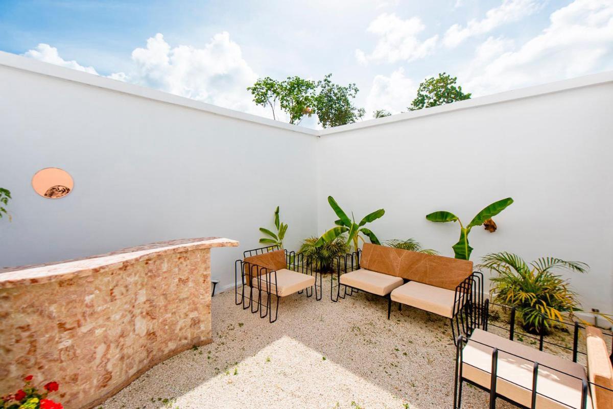 Charming & Comfortable House, 15 Min To Downtown Holiday home *