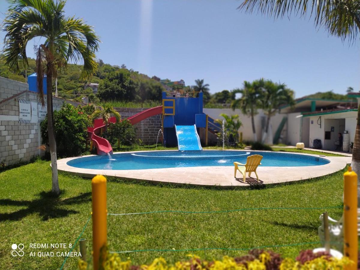Los Abuelos Hotel