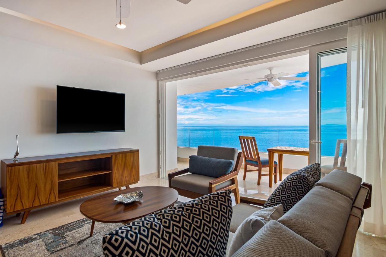 Blue Horizon 302 Apartment *