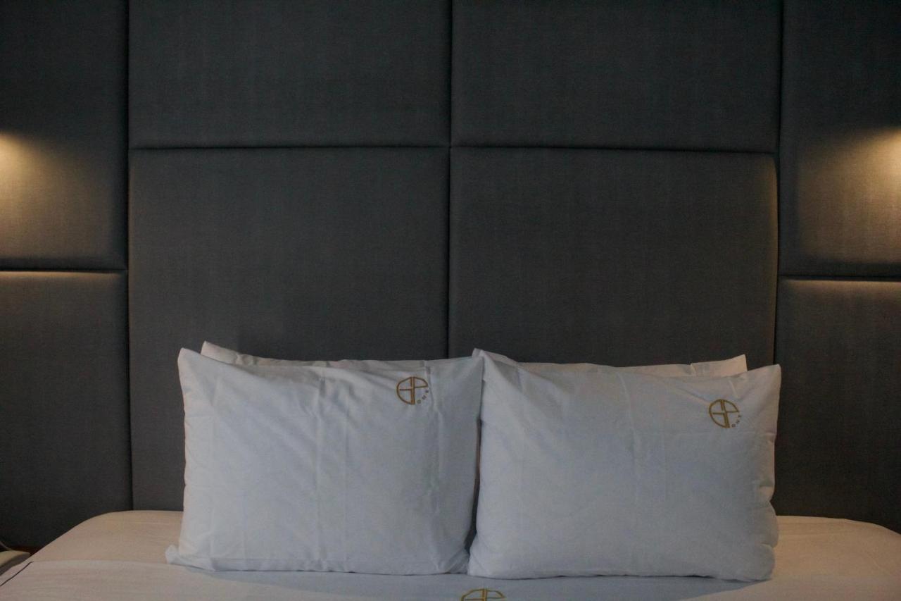 Hotel Grand One Plaza *