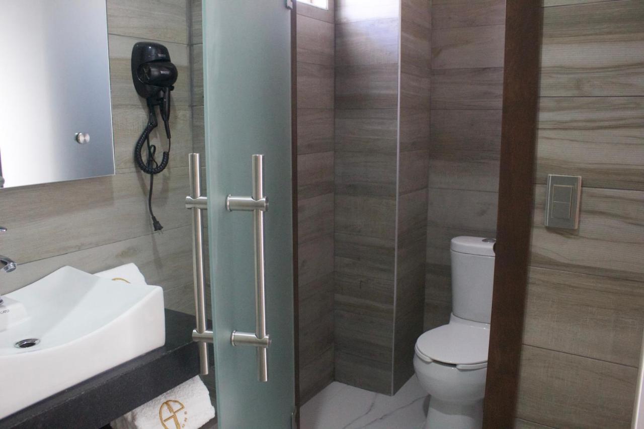 Hotel Grand One Plaza *