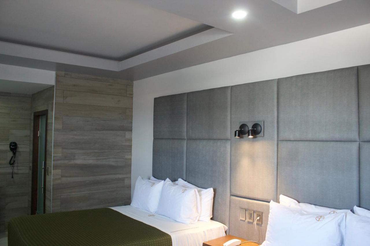 Grand One Plaza * Tijuana
