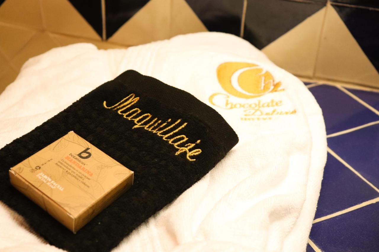 Hotel Chocolate Deluxe *