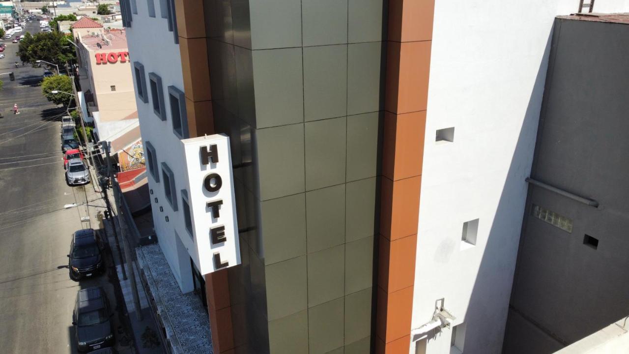 Grand One Plaza