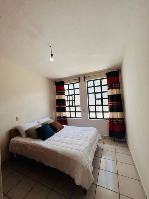 Amplio Dpto. Centrico Con Cochera Y Terraza. Apartment