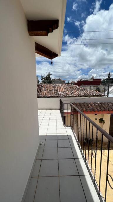 Apartment Amplio Dpto. Centrico Con Cochera Y Terraza.
