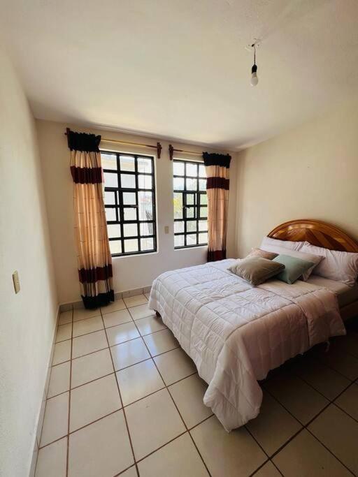 Amplio Dpto. Centrico Con Cochera Y Terraza. Apartment