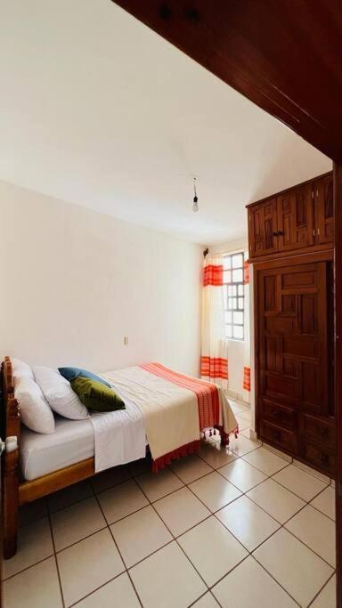 Amplio Dpto. Centrico Con Cochera Y Terraza. Apartment San Cristobal de las Casas