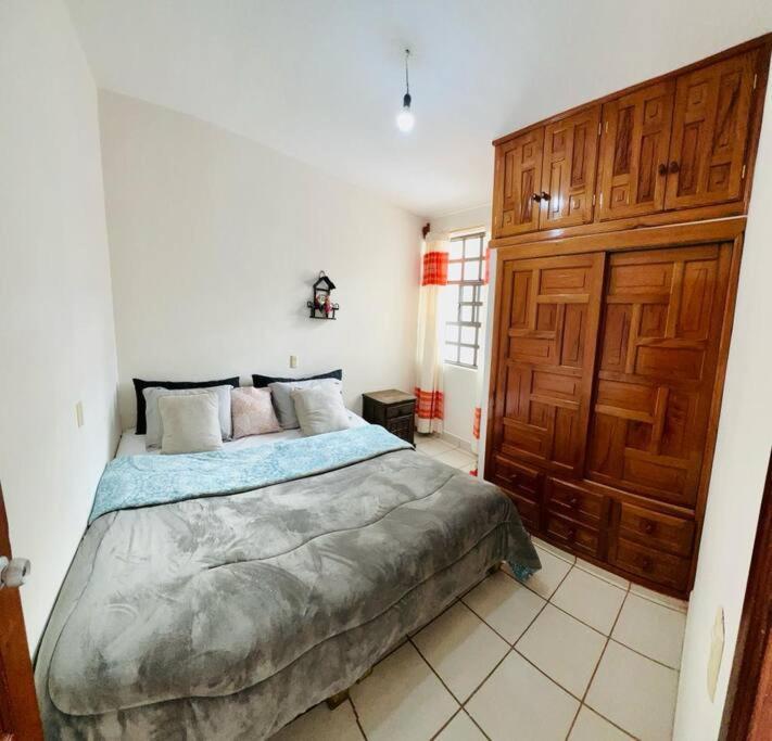 Amplio Dpto. Centrico Con Cochera Y Terraza. Apartment *