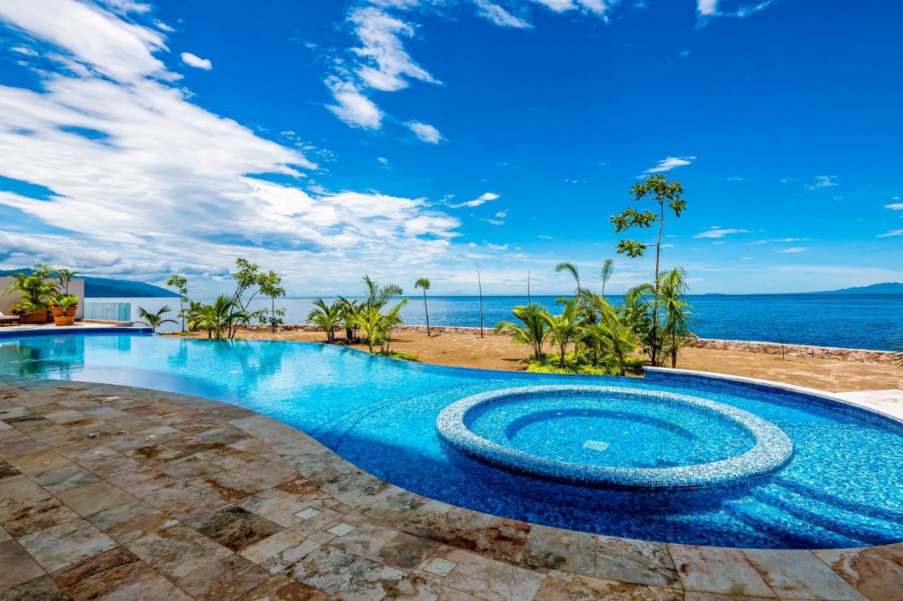 Blue Horizon 302