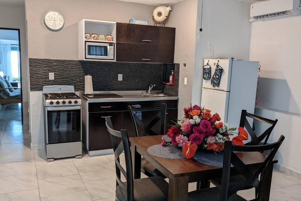 Oceanfront, Entire Apartment