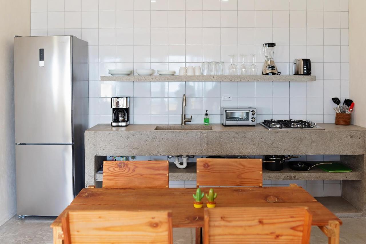 Topia Retreat - Surf Sur