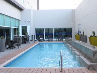 Hampton By Hilton