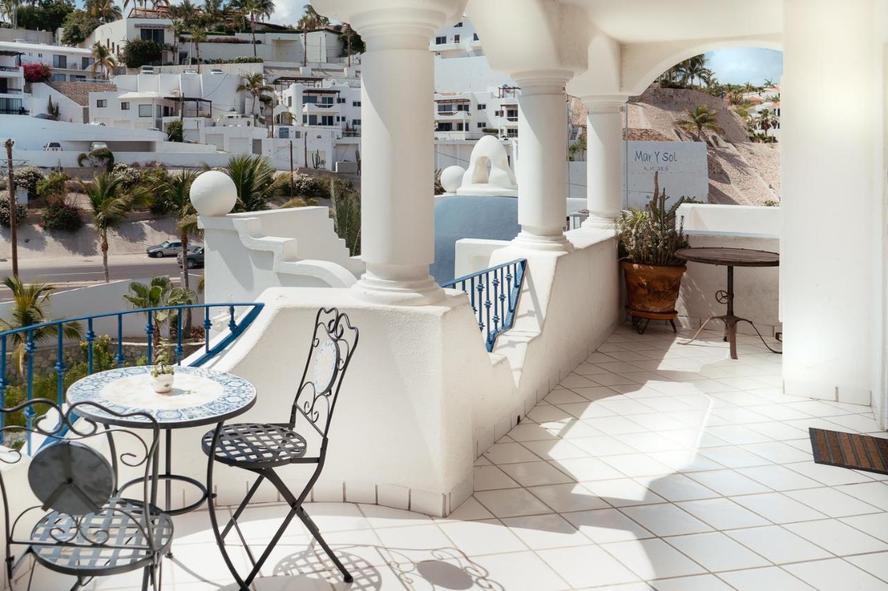 Front Mykonos *