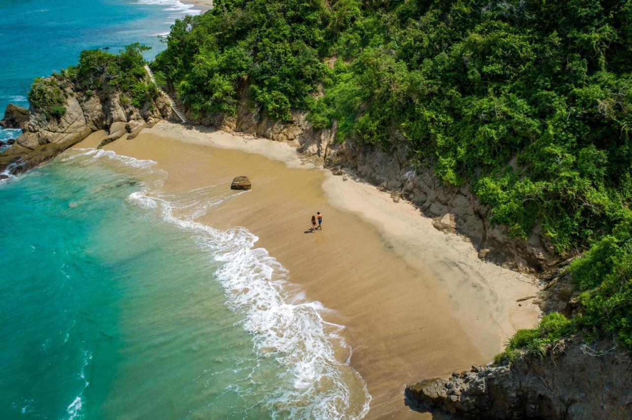 Four Seasons Tamarindo, Mexico