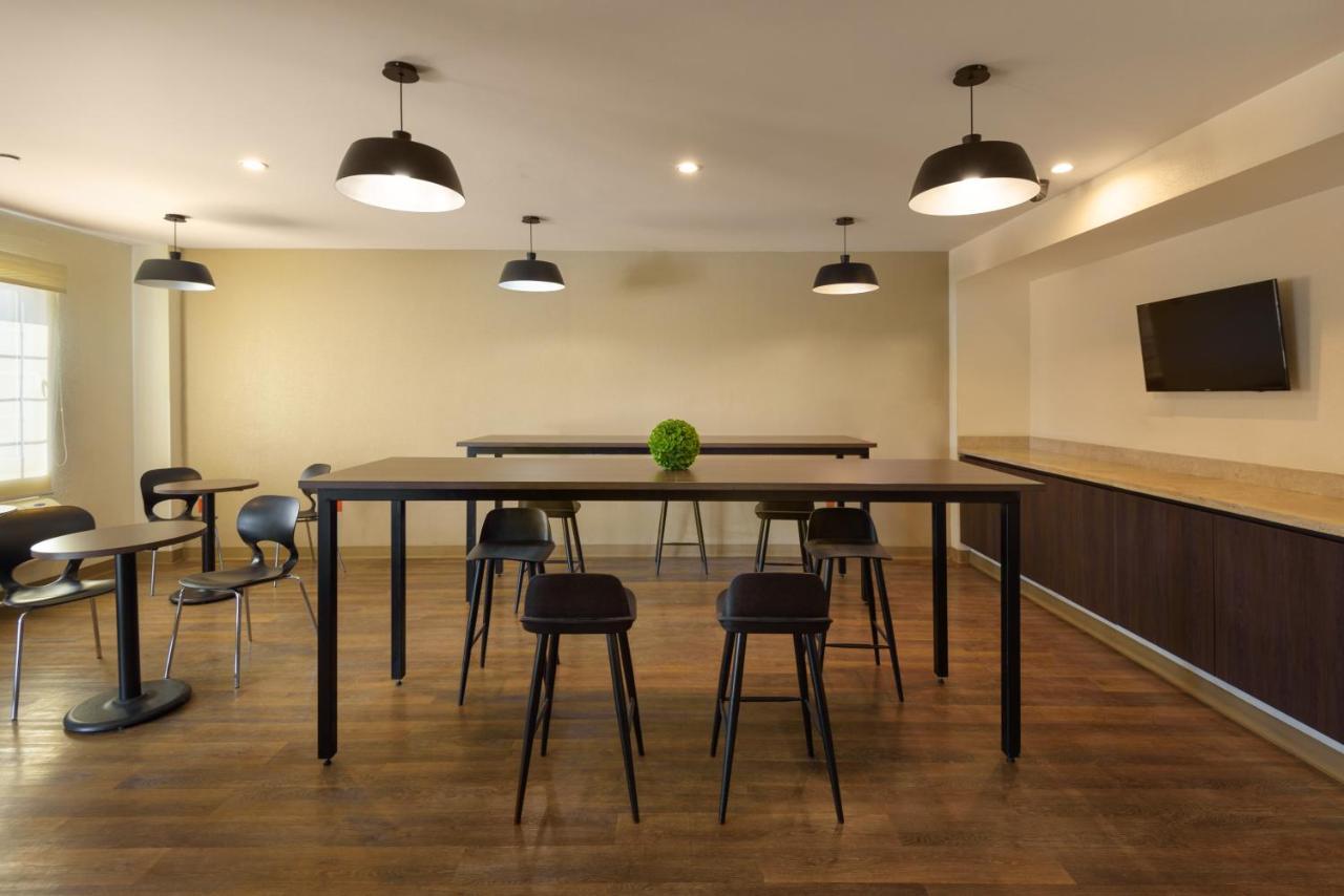 Aparthotel Extended Macroplaza 3*