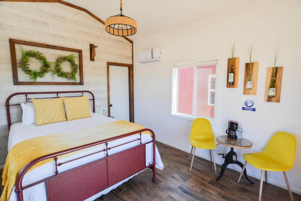 Tres Vides Boutique Bed & Breakfast *