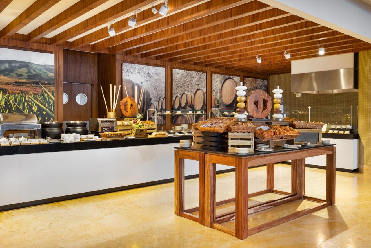 Hotel La Valencia & Cabos