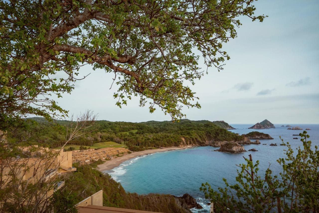 Four Seasons Tamarindo, Mexico 5*