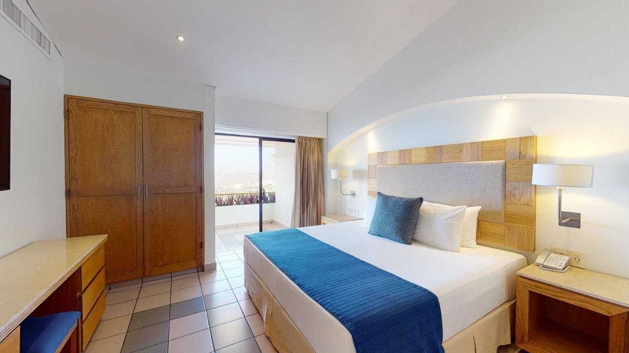 Park Royal Huatulco Resort 4*