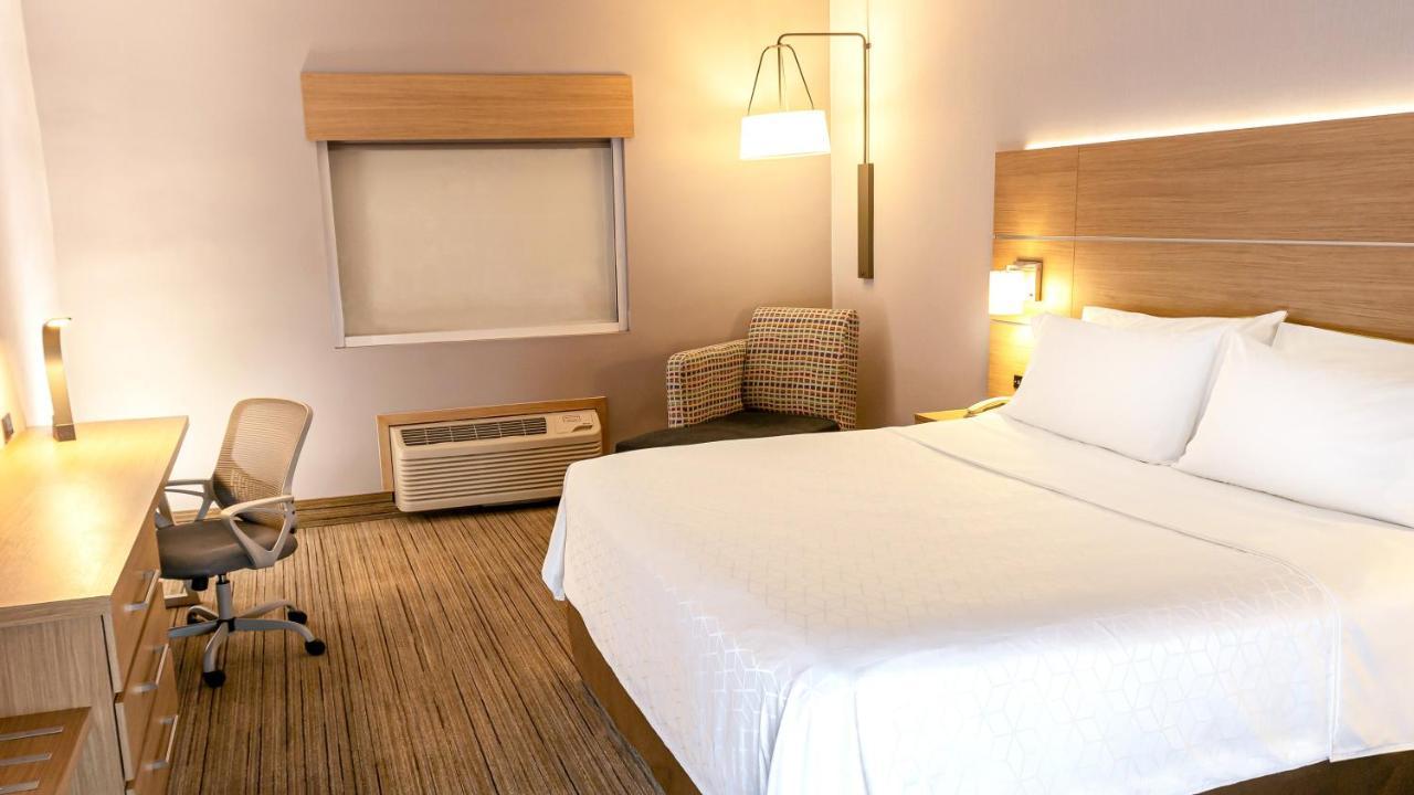 Express By Ihg 4*
