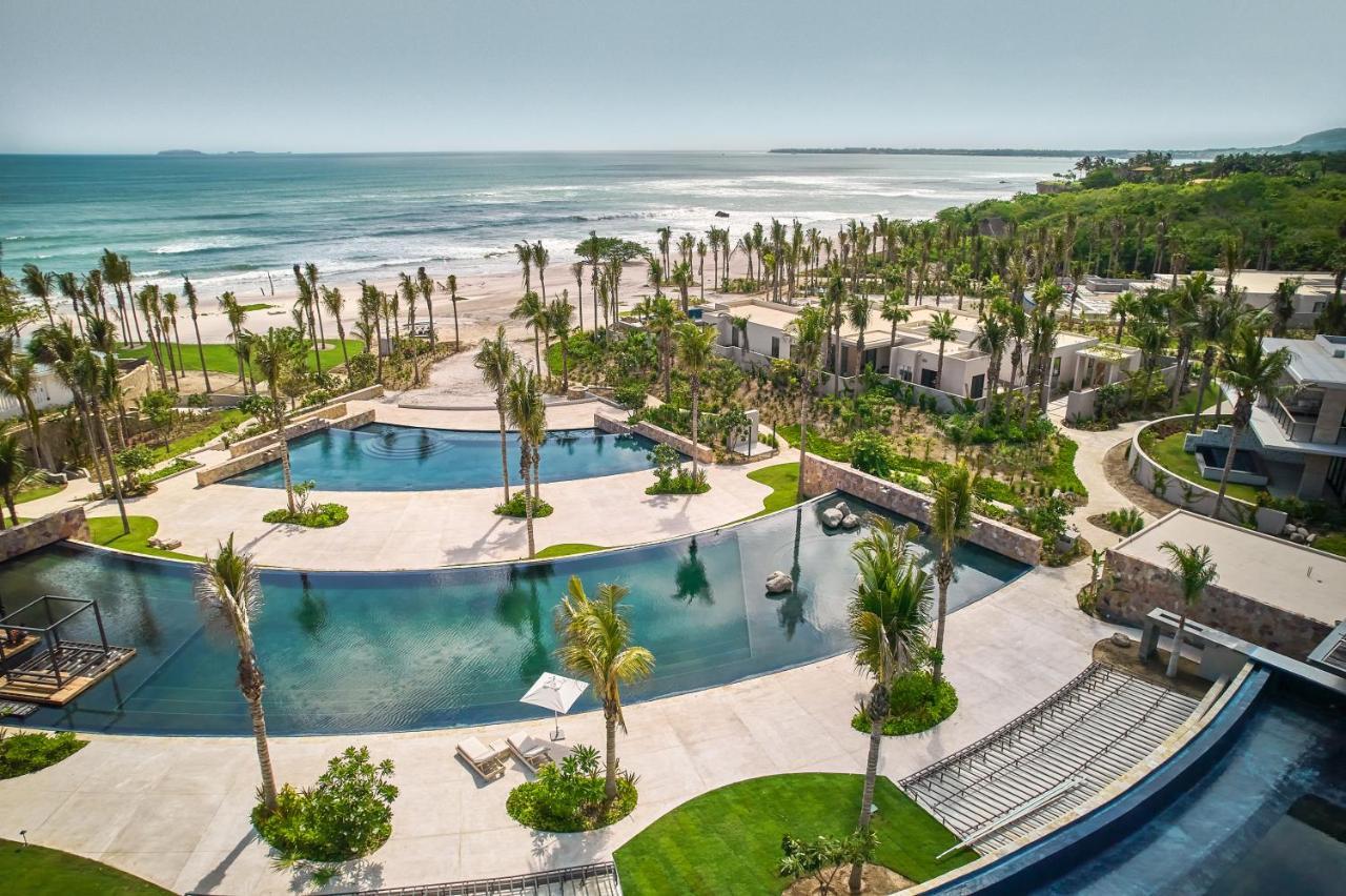 Susurros Del Corazon, Collection Resort