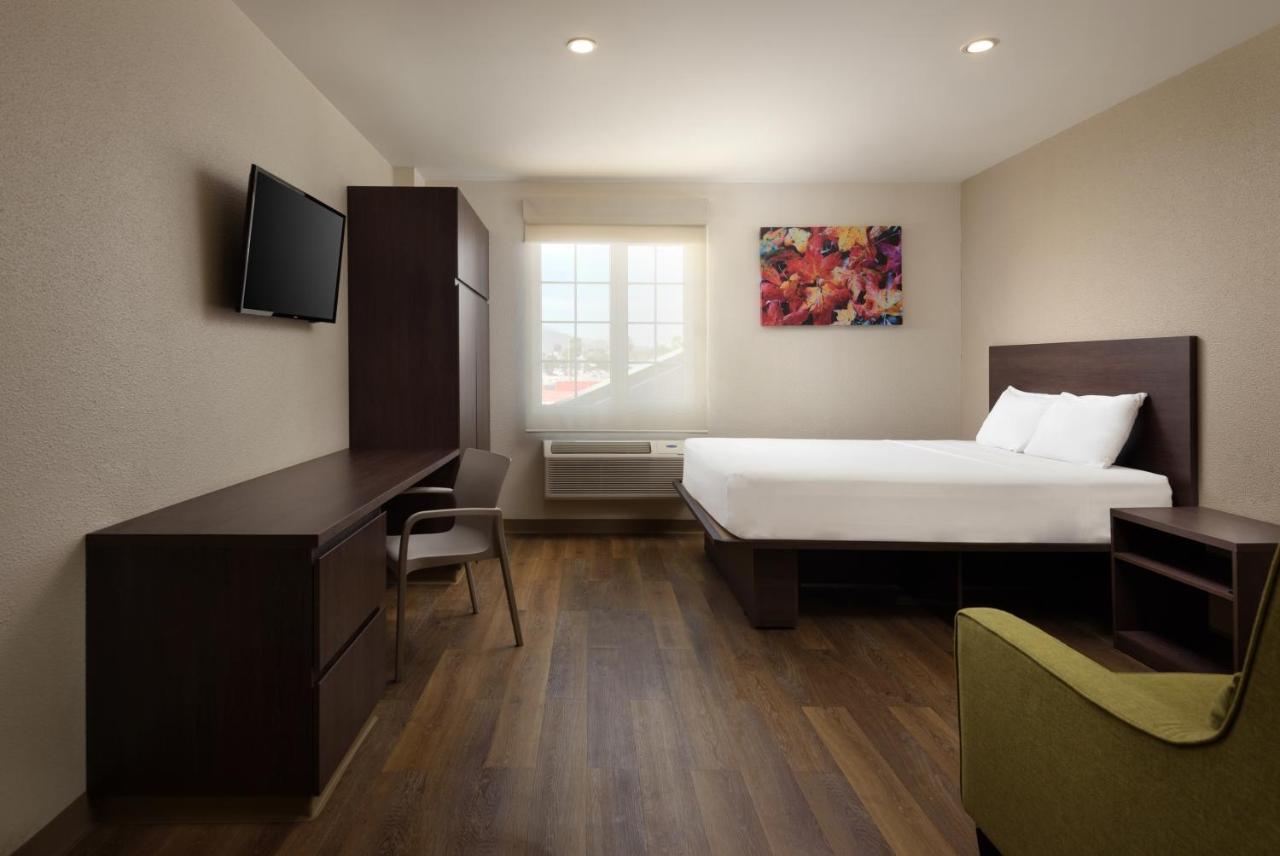 Extended Macroplaza Aparthotel 3*