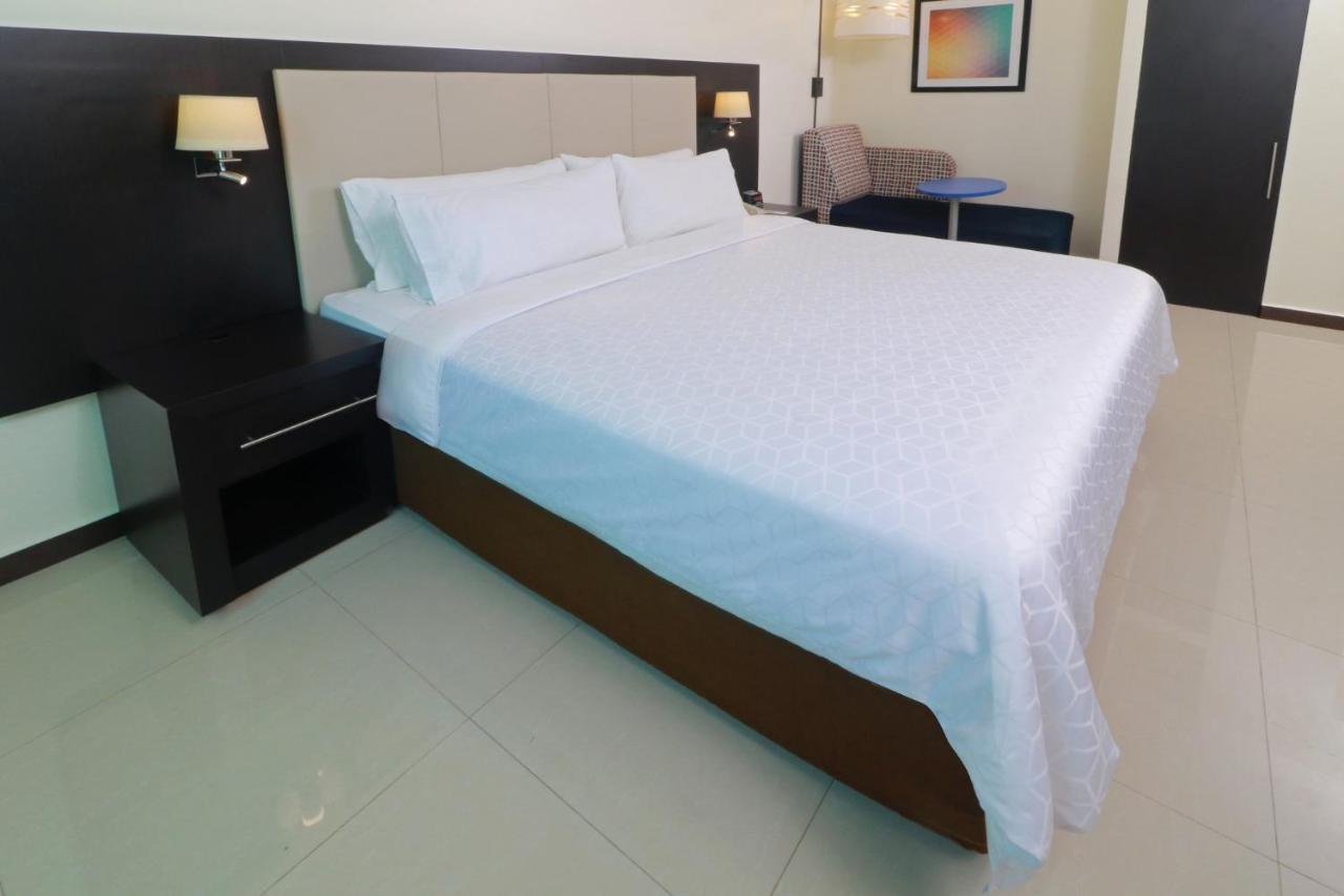Hotel Express - Tuxpan By Ihg