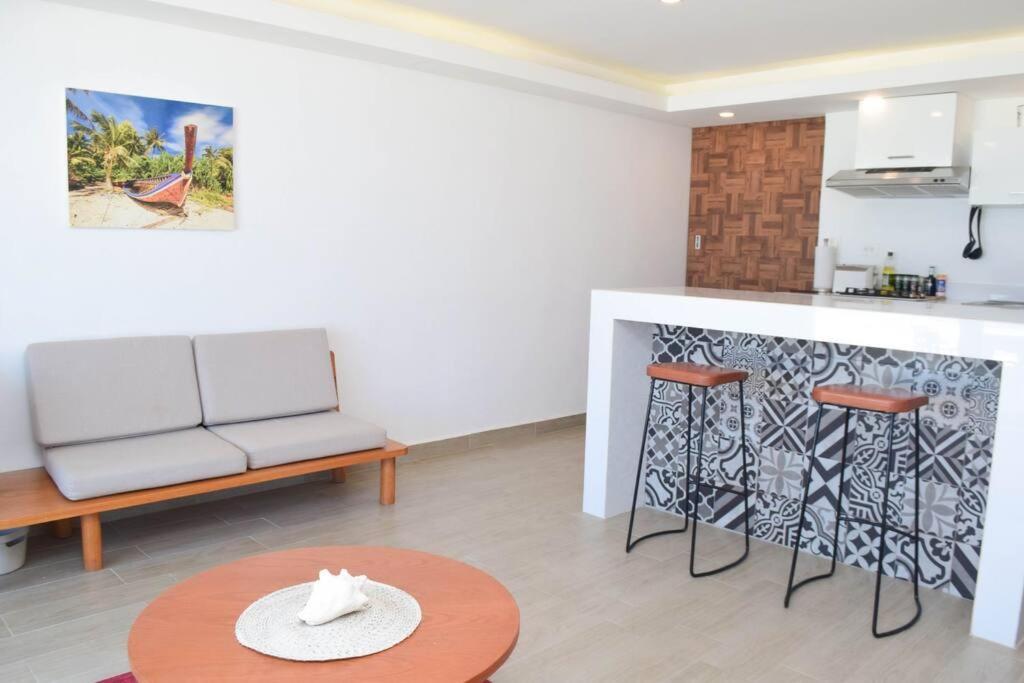 Apartment Ocean Front Marlin, Location In Zone #109