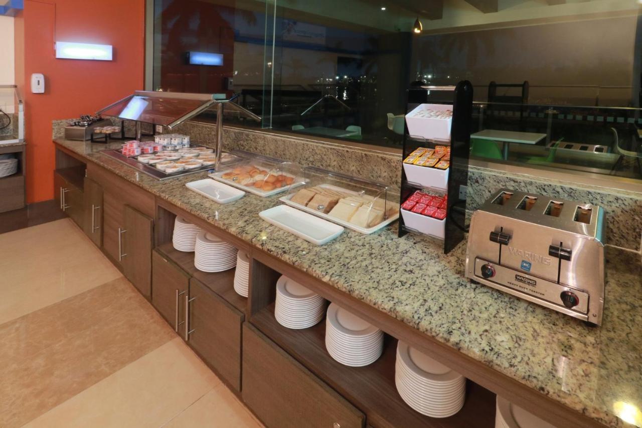 Express - Tuxpan By Ihg 4*