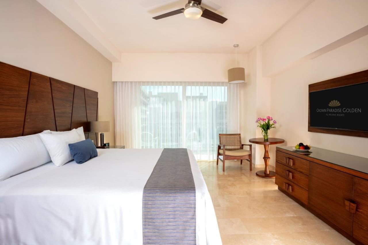 Crown Paradise Golden - Adults Only Resort Puerto Vallarta