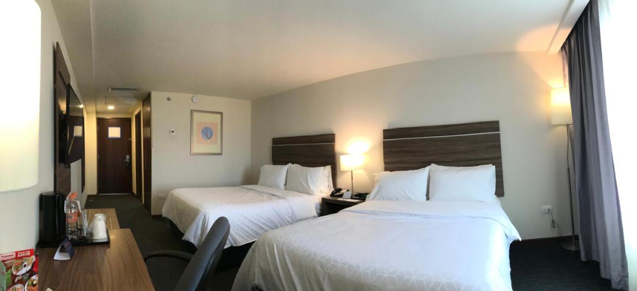 Express By Ihg Hotel 3*