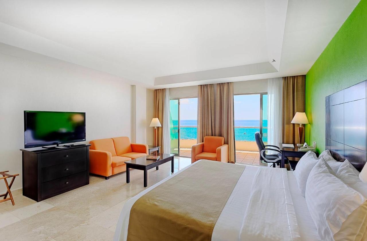 Hotel By Ihg