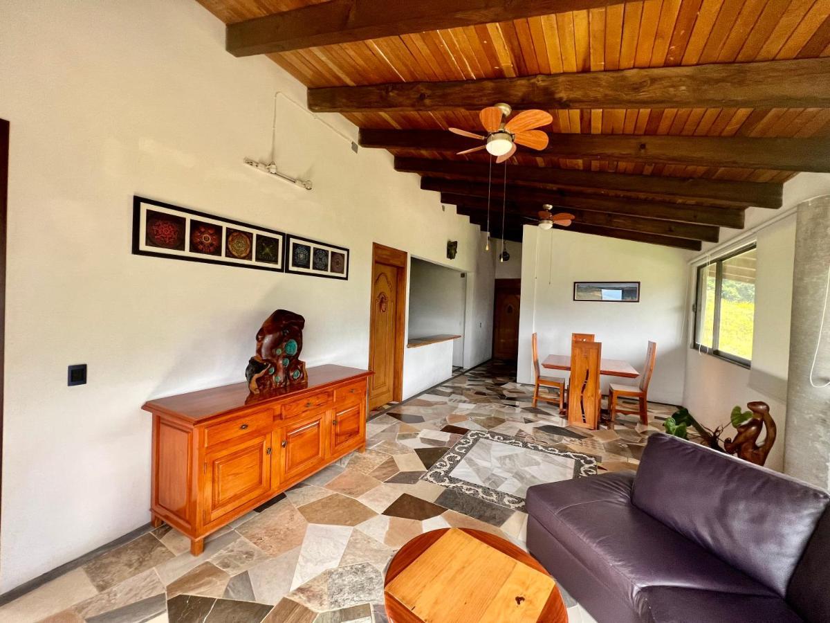 Paradise Boutique & Lounge Hotel
