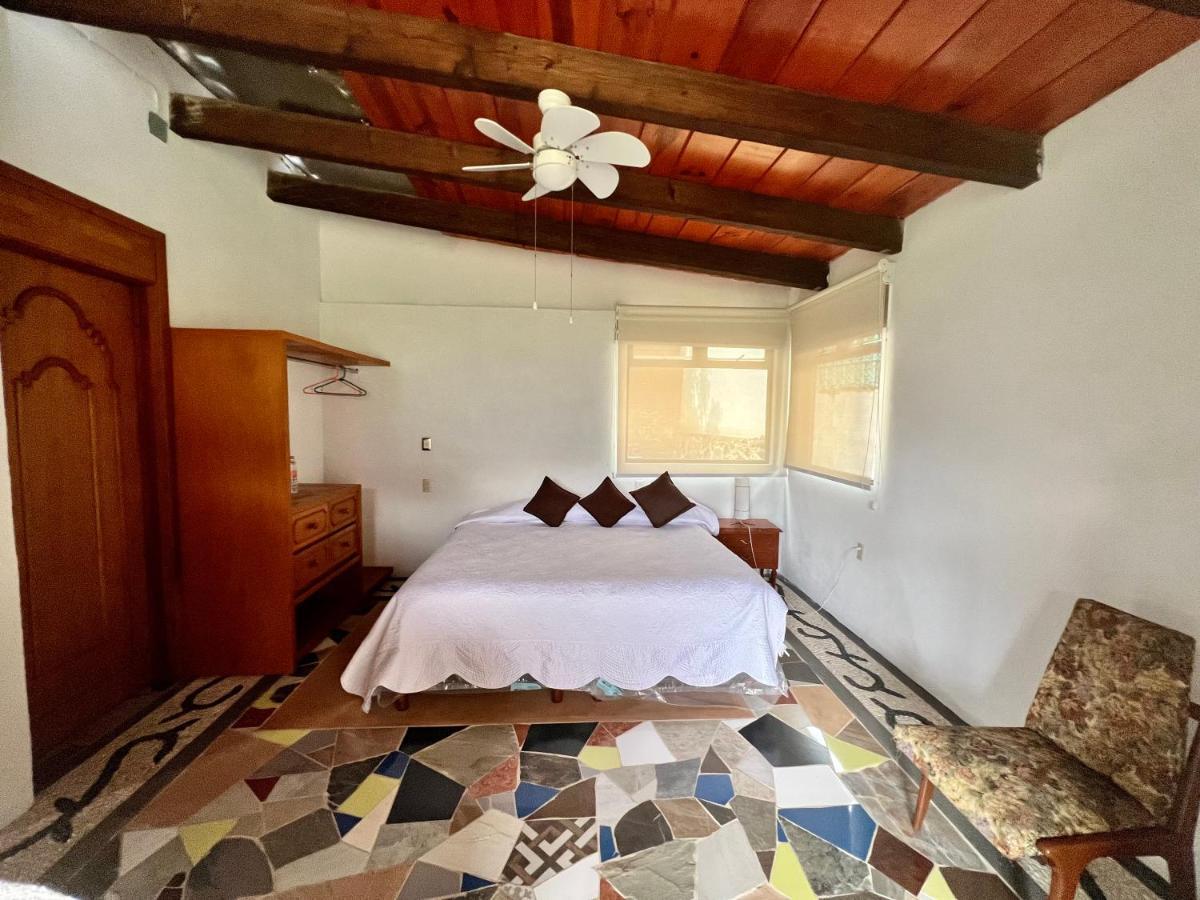 Hotel Paradise Boutique & Lounge