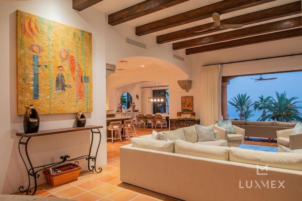 Amazing 5bd Del Mar With Full Staff And Steps From The Villa San Jose del Cabo