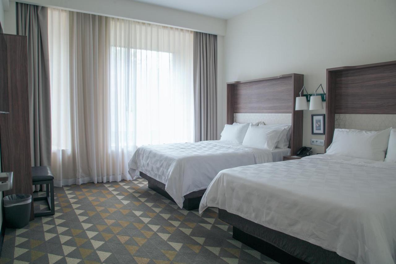 By Ihg Hotel