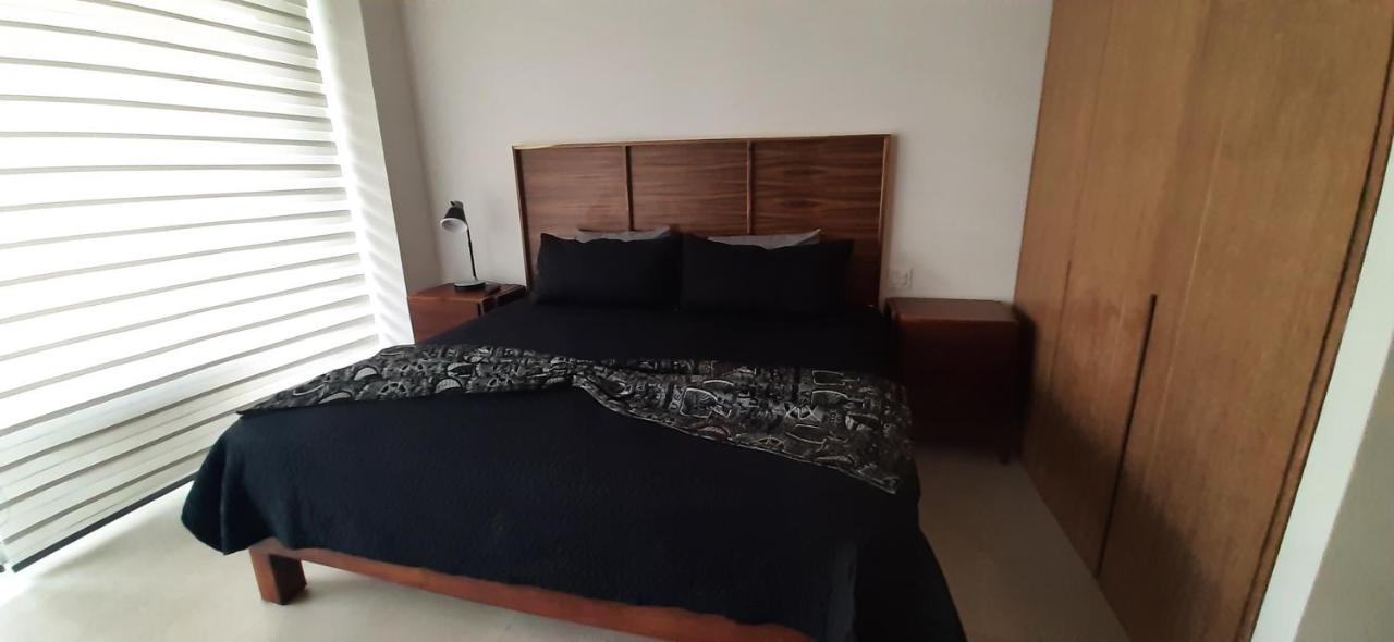Peninsula Apartment