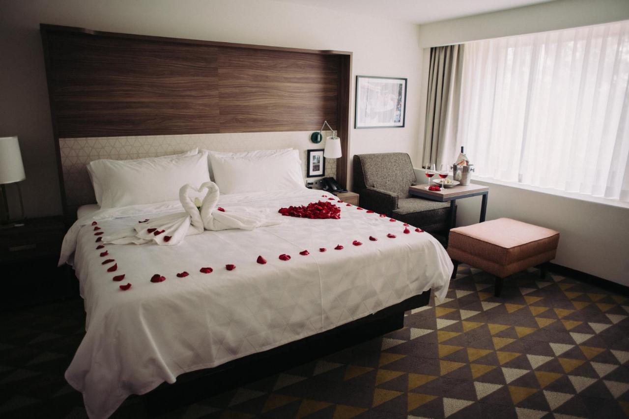 Hotel By Ihg 3*